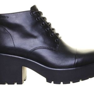 Vagabond Dioon Platform Chunky Heel Ankle Booties
